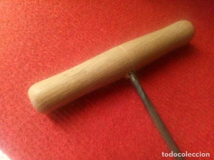 Antig&uuml;edades: BARRENA PERFORAR MADERA - Foto 3