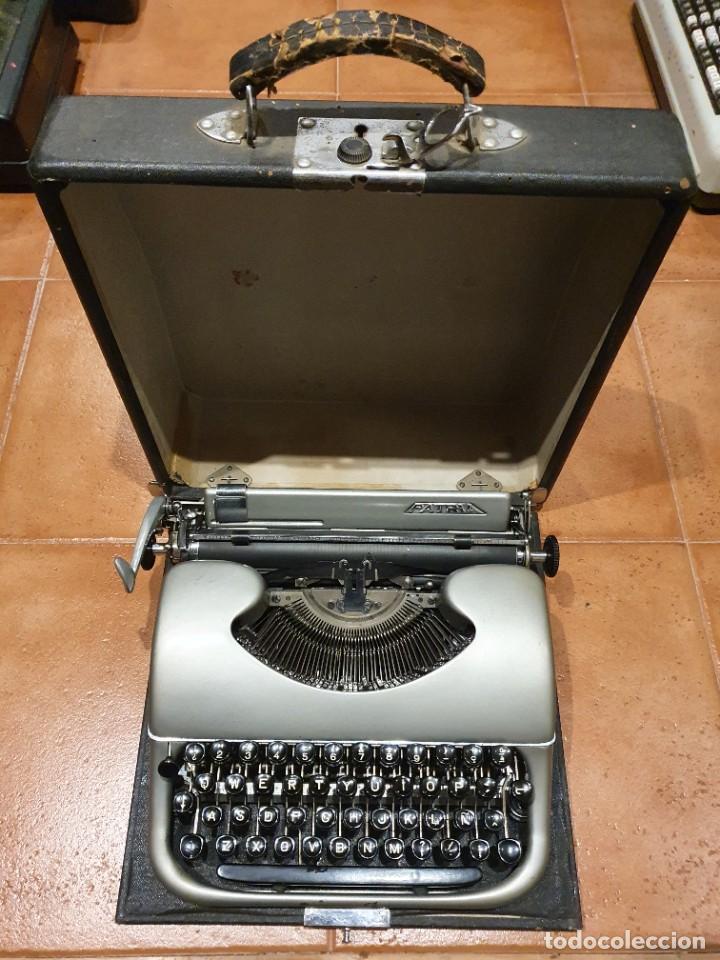 Arado Expansión clímax máquina de escribir patria funcionando con caja - Compra venta en  todocoleccion