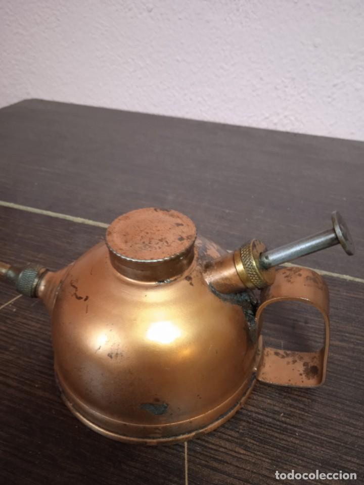 Antig&uuml;edades: Bonita aceitera - Foto 3