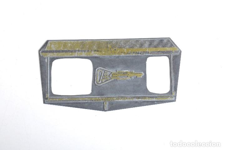 Antig&uuml;edades: Placa clich&eacute; de imprenta vintage de una llave - Foto 1