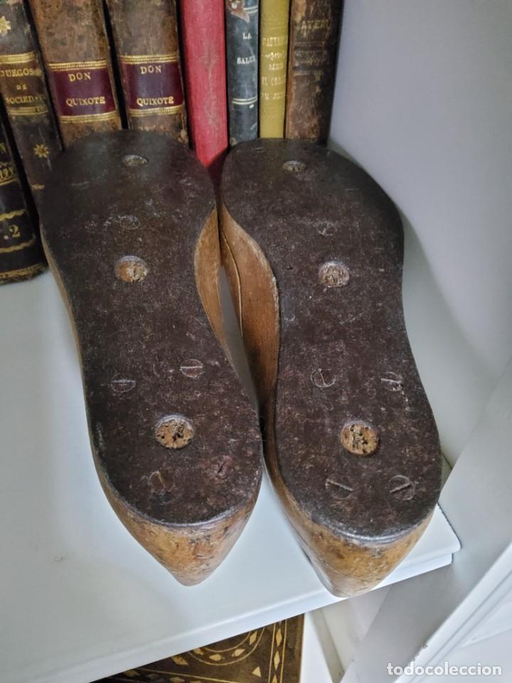 Antig&uuml;edades: ANTIGUO PAR DE HORMAS DE MADERA Y HIERRO DEL NUM. 32 - Foto 8