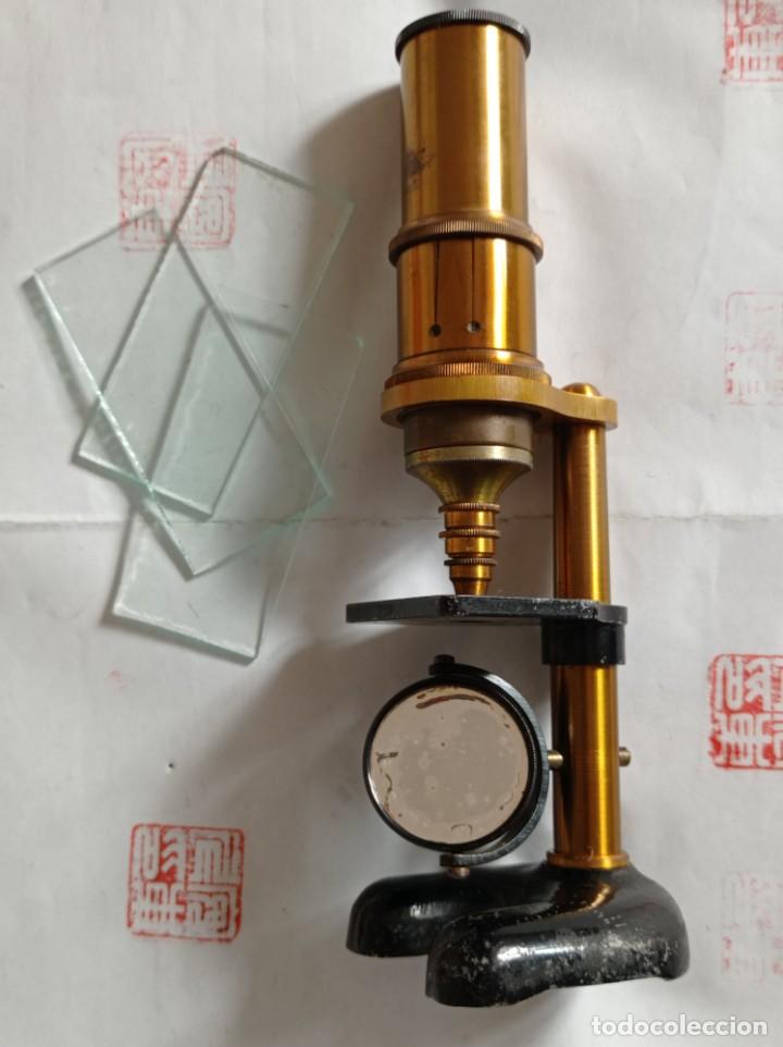 Antig&uuml;edades: Microscopio antiguo con 3 lentes - Foto 4