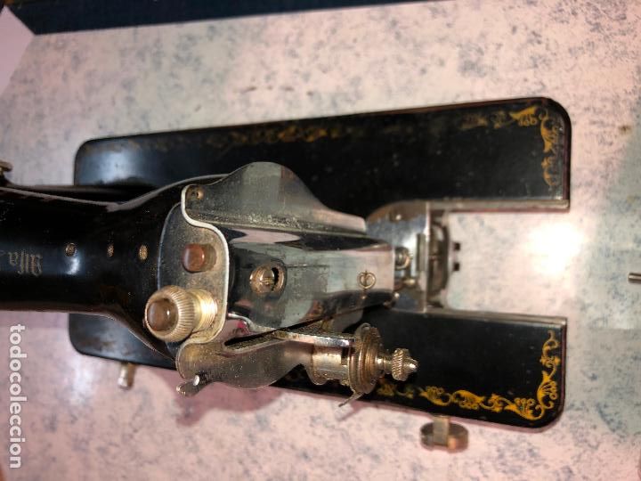Antig&uuml;edades: M&aacute;quina de coser Alfa - Foto 11