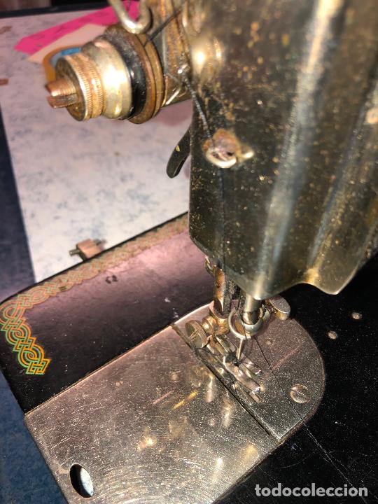 Antig&uuml;edades: Maquina de Coser Wertheim - Foto 7