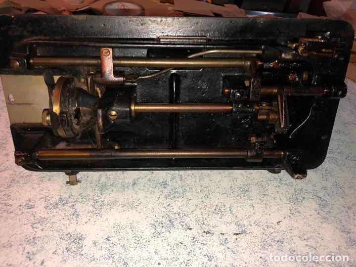 Antig&uuml;edades: Maquina de Coser Wertheim - Foto 15