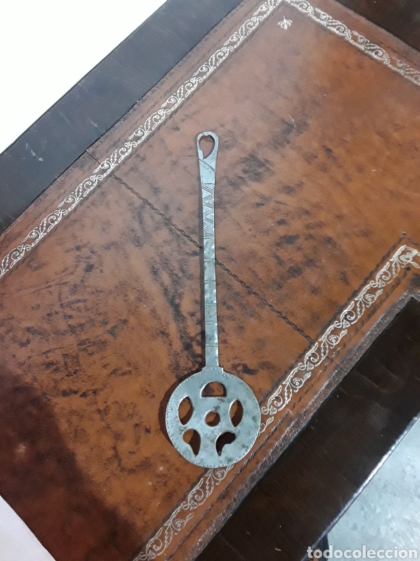 Antig&uuml;edades: Espumadera de forja - Foto 2