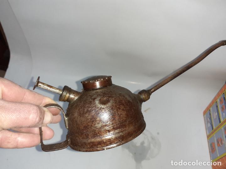 Antig&uuml;edades: ACEITERA INDUSTRIAL - Foto 4