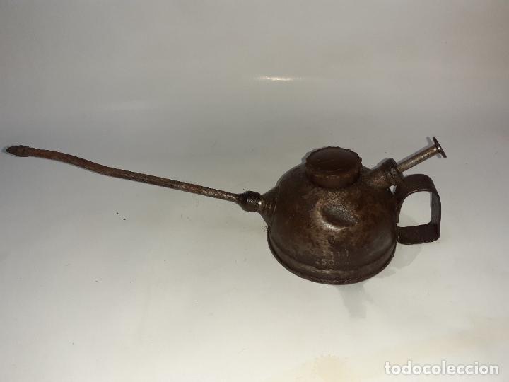 Antig&uuml;edades: ACEITERA INDUSTRIAL - Foto 1