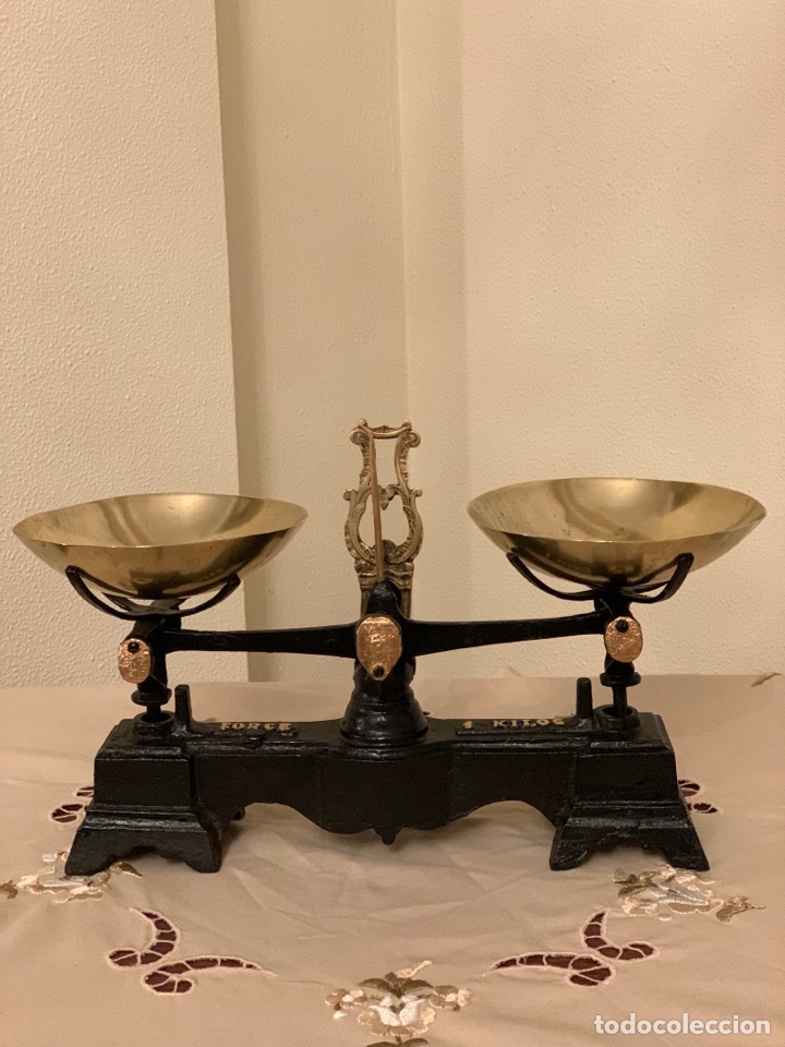 Antig&uuml;edades: Balanza de hierro - pesa - bascula - Foto 1