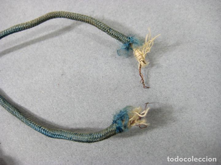 Antig&uuml;edades: ANTIGUO CABLE ENTELADO DE DOS HILOS DE 290 CMS DE LARGO - Foto 3