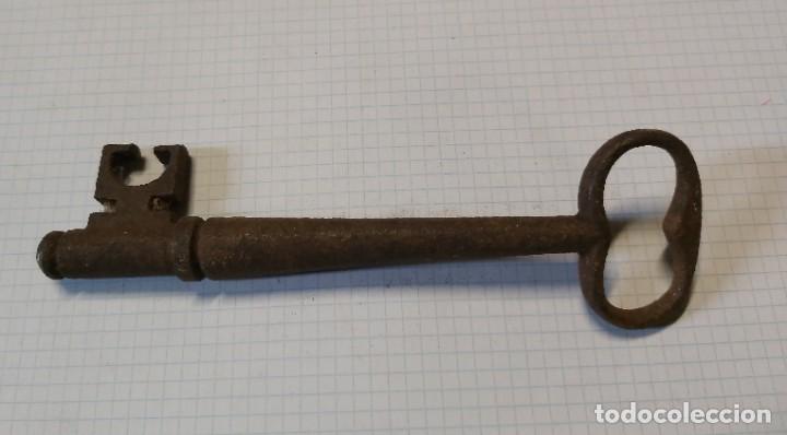 Antig&uuml;edades: Llave 15 cm aprox. - Foto 2