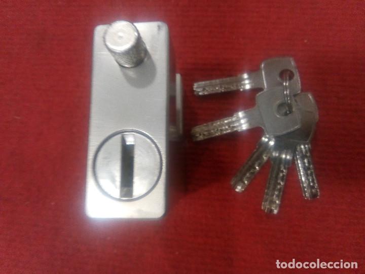 Antig&uuml;edades: CANDADO SEGURIDAD INOX. - Foto 2