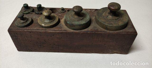 Antig&uuml;edades: ANTIGUO JUEGO PESAS DE BROMCE - Foto 1