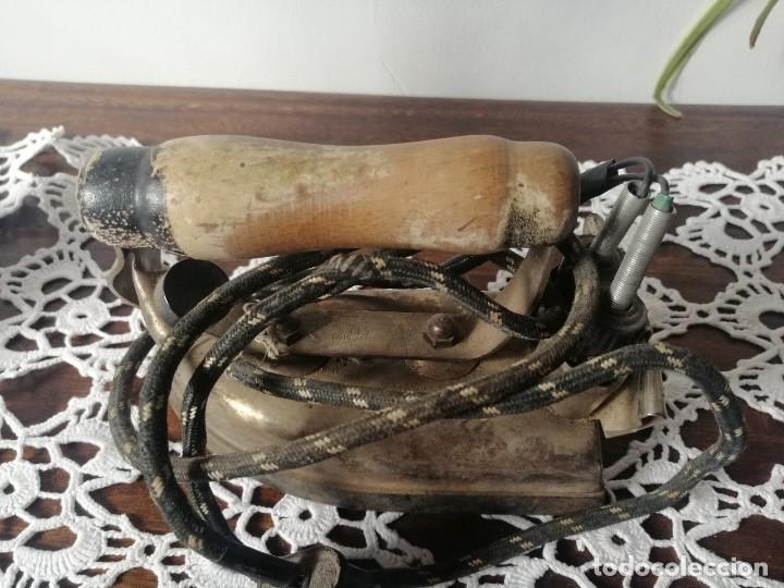 Antig&uuml;edades: ANTIGUA PLANCHA EL&Eacute;CTRICA.- - Foto 1