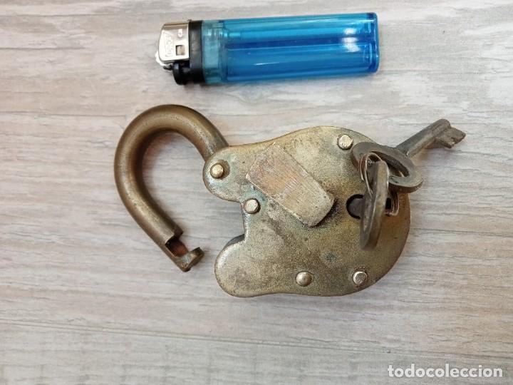 Antig&uuml;edades: Candado estilo antiguo hierro. - Foto 5