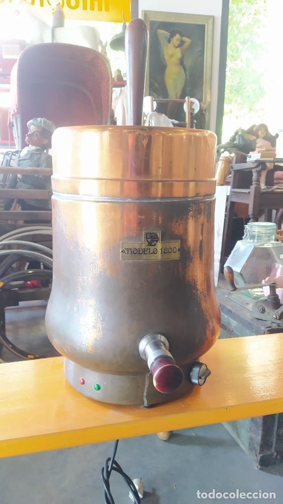 Antig&uuml;edades: chocolatera Gayc 1800. funcionando - Foto 1