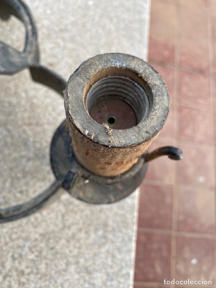 Antig&uuml;edades: L&aacute;mpara de forja. 50cm aprox. - Foto 4
