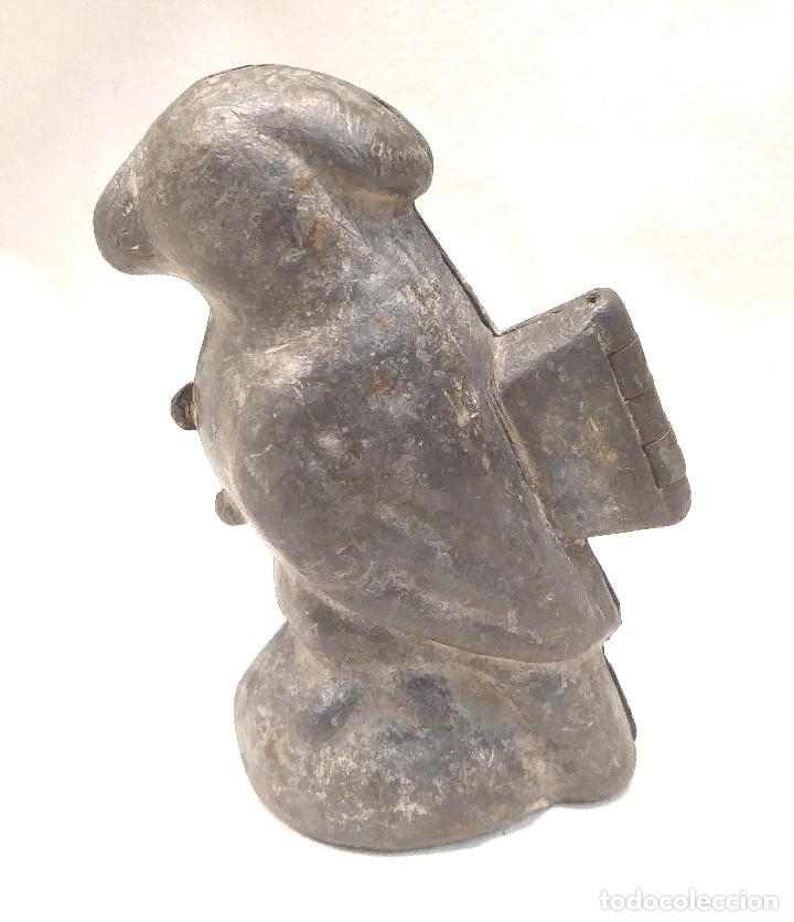 Antig&uuml;edades: Cacatua Troquel Molde Matriz. Med. 10 cm - Foto 3