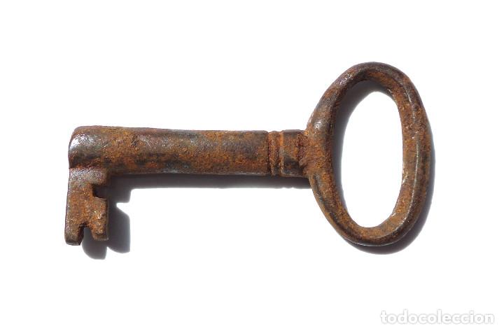 Antig&uuml;edades: LLAVE DE FORJA. COLECCI&Oacute;N. HUECA.- 7 CM DE LARGO - Foto 3