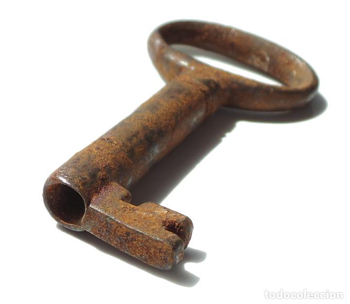 Antig&uuml;edades: LLAVE DE FORJA. COLECCI&Oacute;N. HUECA.- 7 CM DE LARGO - Foto 5