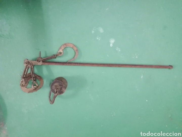 Antig&uuml;edades: Balanza romana antigua - Foto 1