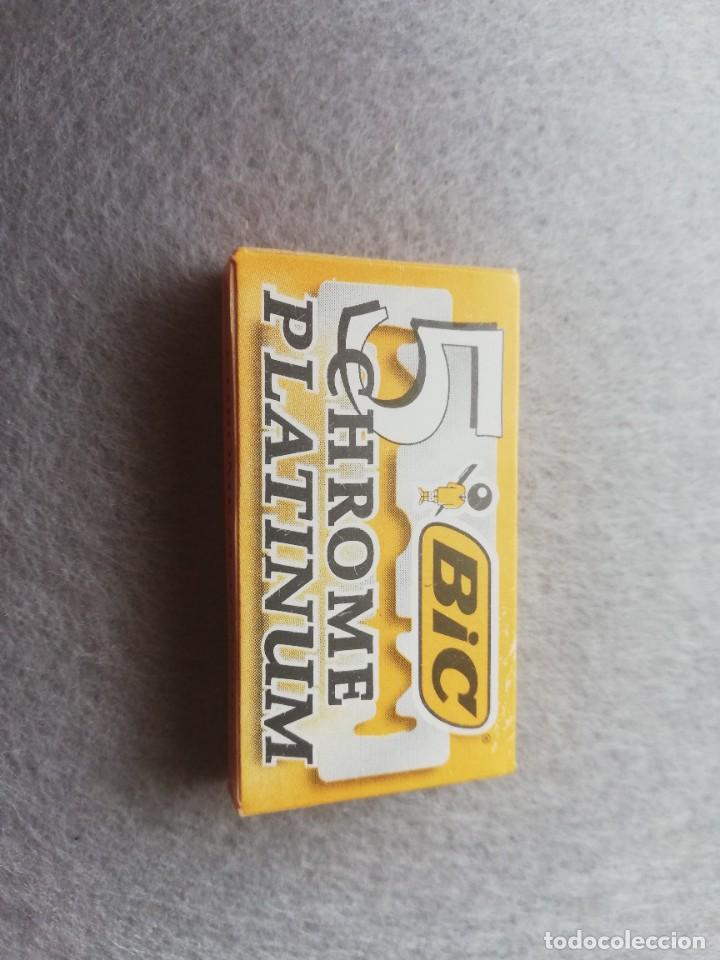 Antig&uuml;edades: DOS CAJAS DE 5 HOJAS AFEITAR BIC - Foto 2