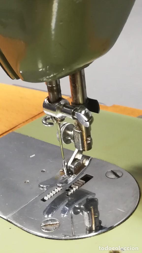 Antig&uuml;edades: MAQUINA DE COSER SIGMA - Foto 7