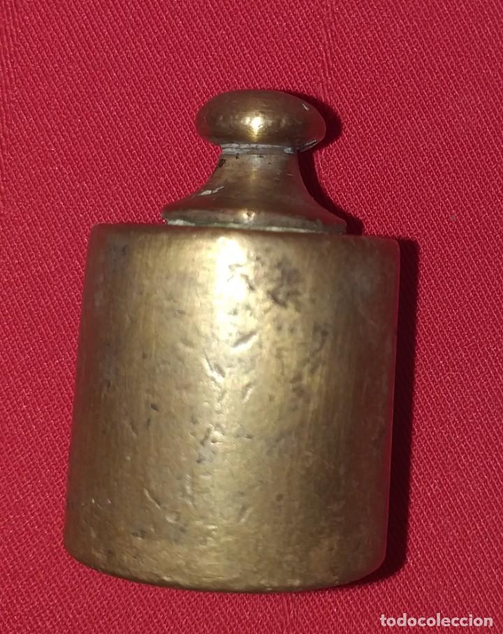 Antig&uuml;edades: ANTIGUA PESA DE BRONCE 100 GR - Foto 6
