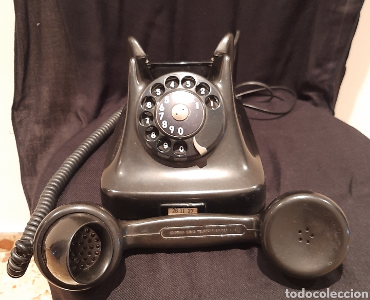 Tel&eacute;fonos: Tel&eacute;fono de baquelita antiguo. - Foto 4