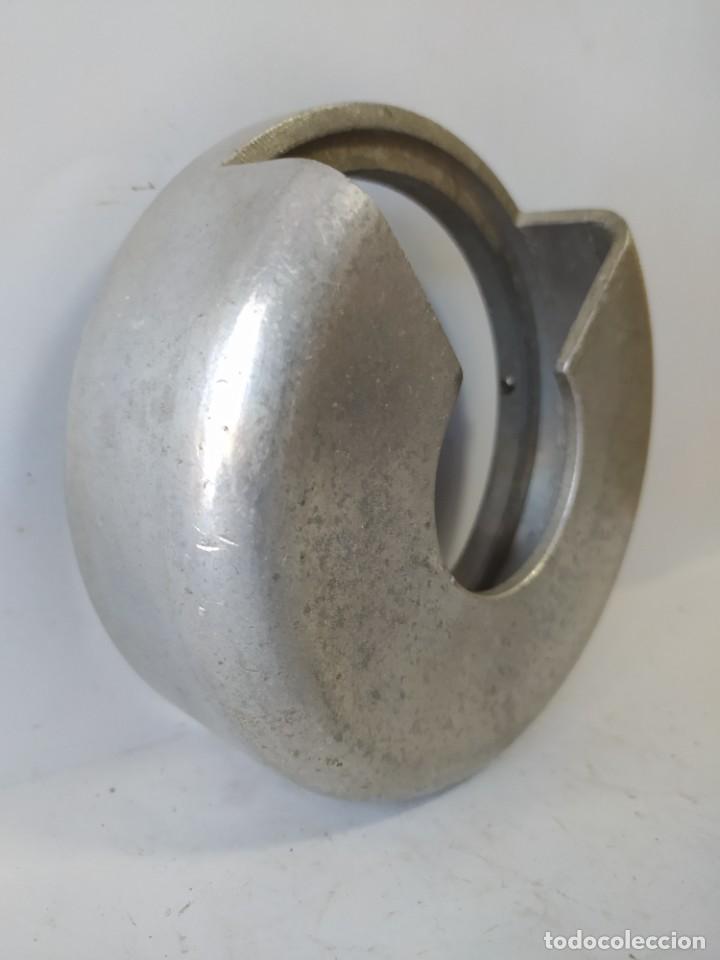 Antig&uuml;edades: ANTIGUO PROTECTOR PARA ESMERILADORA. - Foto 4