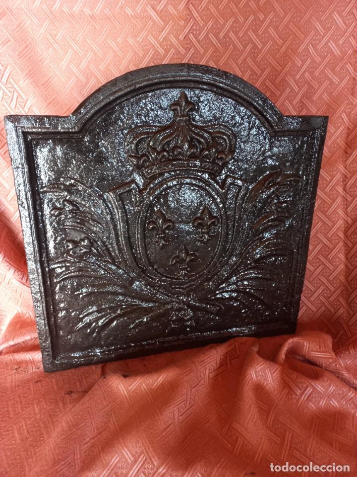 Antig&uuml;edades: Antig&uuml;a placa de chimenea de hierro fundido - Foto 2