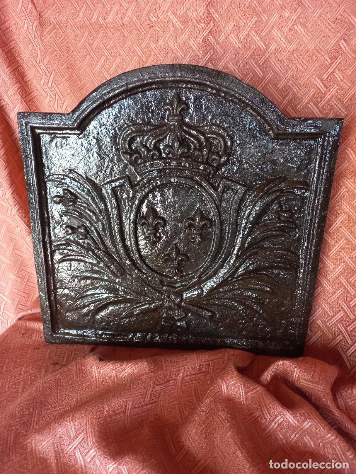 Antig&uuml;edades: Antig&uuml;a placa de chimenea de hierro fundido - Foto 3