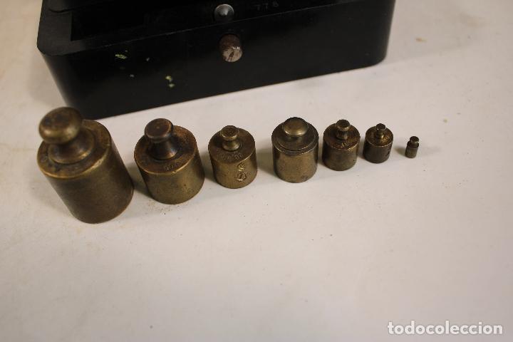 Antig&uuml;edades: juego con 7 pesas ponderales de bronce - Foto 5