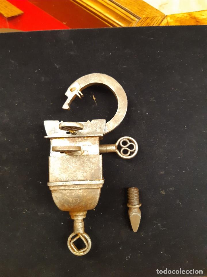 Antig&uuml;edades: &iexcl;&iexcl;&iexcl; Atenci&oacute;n !!! CANDADO DE CUATRO LLAVES - Foto 6