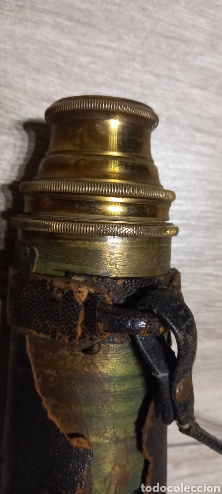 Antig&uuml;edades: Antiguo catalejo de bronce con funda de cuero - Foto 5