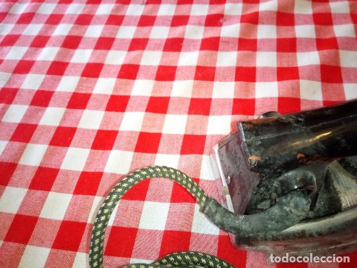Antig&uuml;edades: PLANCHA ELECTRICA SOLAC MODELO 622/A CAL902 - Foto 5