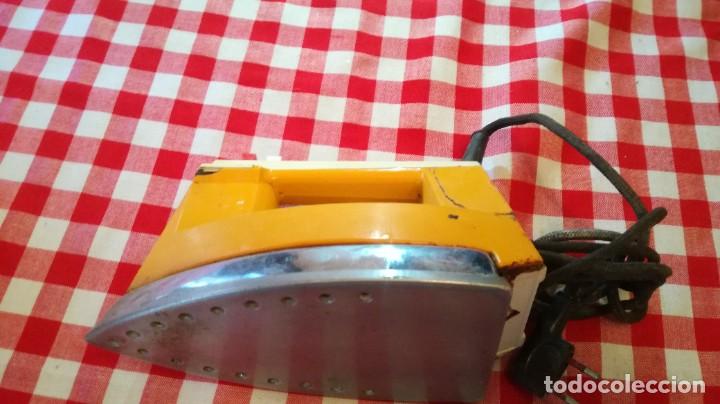 Antig&uuml;edades: PLANCHA ELECTRICA SOLAC CAZ604 - Foto 8