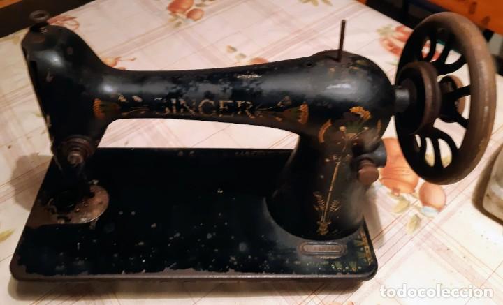 Máquina de coser SINGER, año 1910