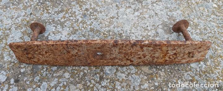 Antig&uuml;edades: Pieza de forja, 30 cm - Foto 2