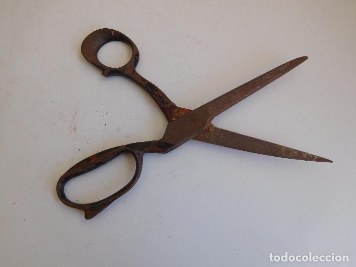 Antig&uuml;edades: Tijera antigua de sastre - Foto 4