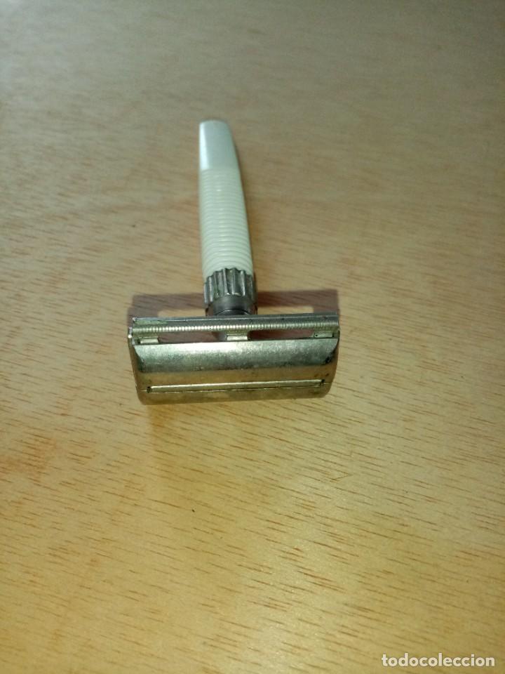 Antig&uuml;edades: MAQUINILLA DE AFEITAR DE HOJA. GUILLETTE. - Foto 4