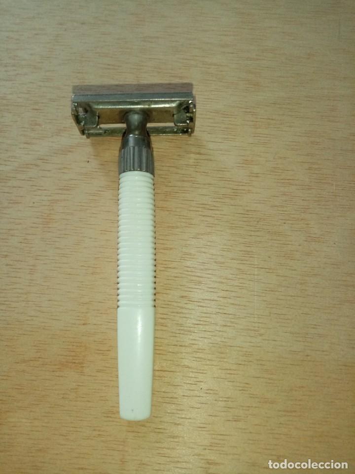 Antig&uuml;edades: MAQUINILLA DE AFEITAR DE HOJA. GUILLETTE. - Foto 1