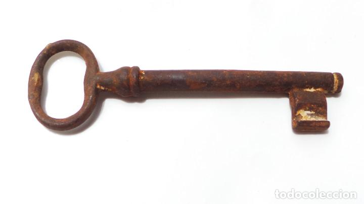Antig&uuml;edades: LLAVE DE COLECCI&Oacute;N.- 12,5 CM DE LARGO - Foto 2