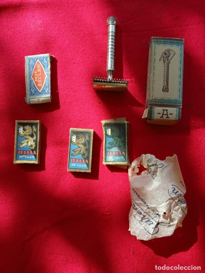 Antig&uuml;edades: Maquinilla y hojas de afeitar antiguas - Foto 2