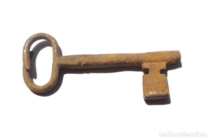 Antig&uuml;edades: LLAVE DE COLECCI&Oacute;N.- 13,5 CM DE LARGO - Foto 1