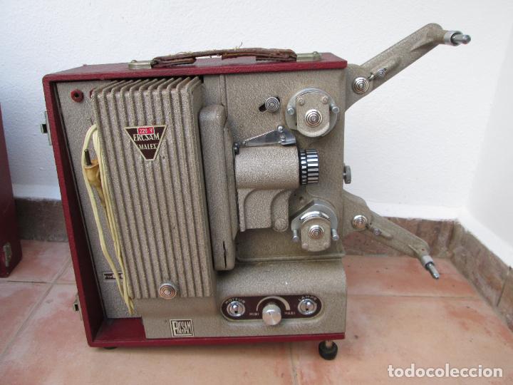 Antig&uuml;edades: Antiguo proyector de cine ERCSAM MALEX, de 8 mm. - Foto 2
