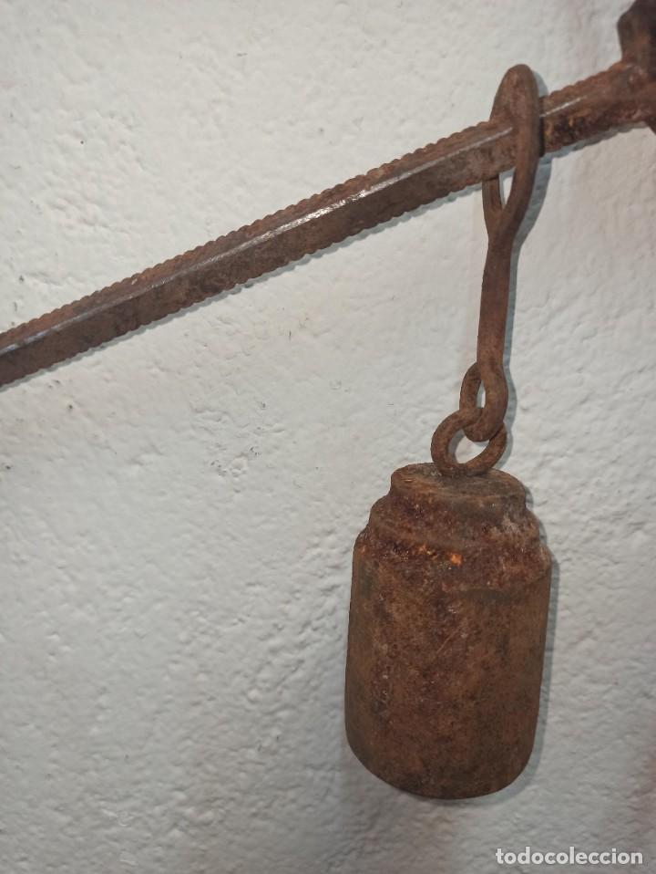 Antig&uuml;edades: Antigua b&aacute;scula romana completa. CG4 - Foto 3