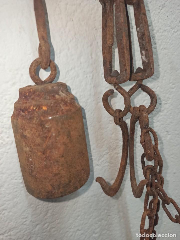 Antig&uuml;edades: Antigua b&aacute;scula romana completa. CG4 - Foto 4