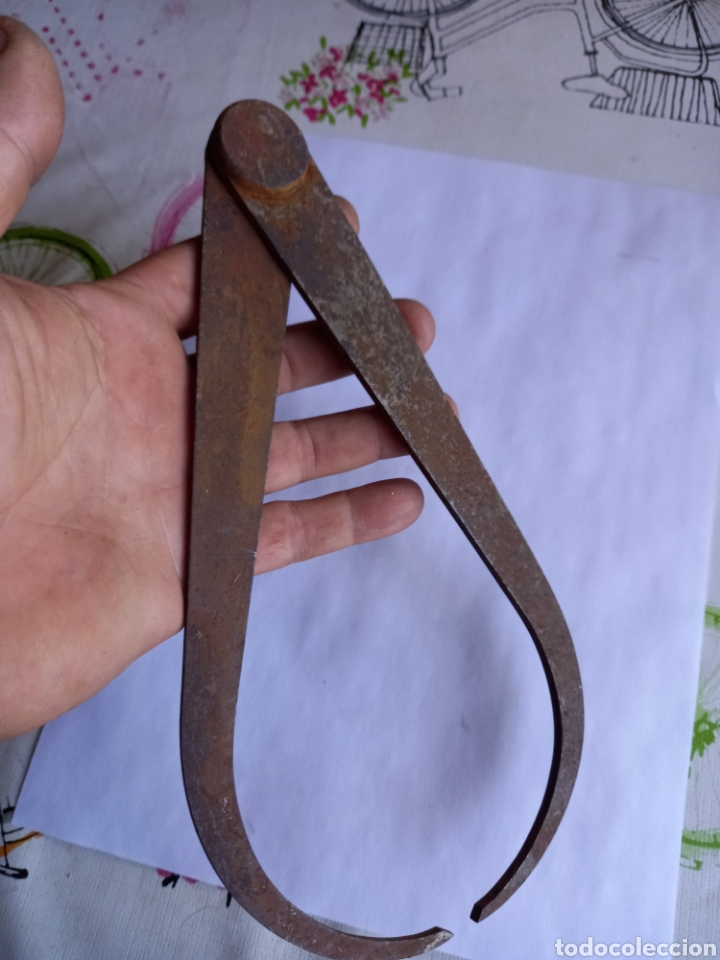 Antig&uuml;edades: ANTIGUO COMPAS ,HERRERO ? - Foto 3