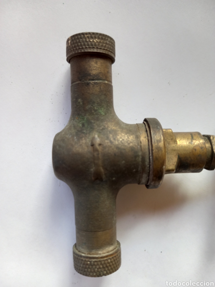 Antig&uuml;edades: LLAVE DE PASO DE BRONCE O LATON CON TAPONES - Foto 5